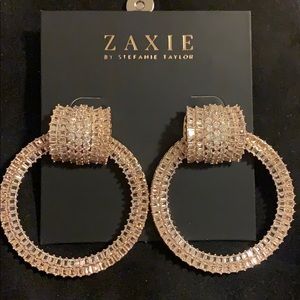 Regal Revival Statement Hoop Earrings